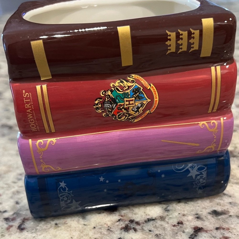Harry Potter Hogwarts Book Stack Mug bundle